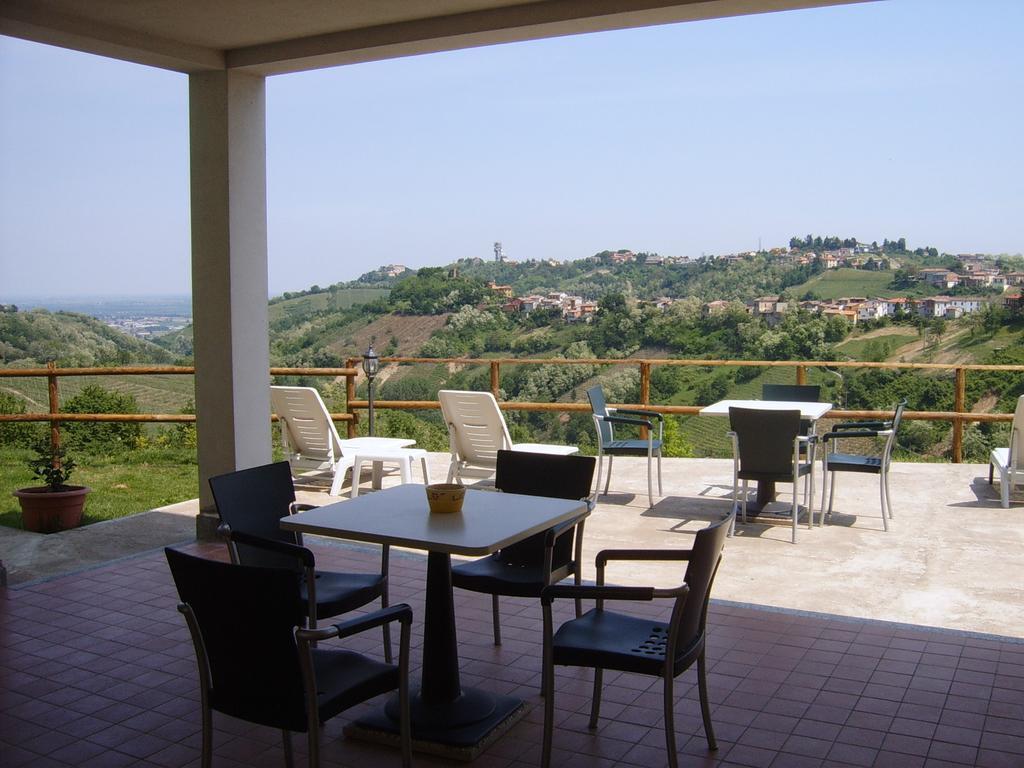 La Vecchia Cantina Stradella Bagian luar foto